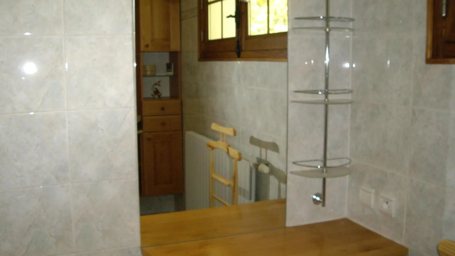 Chambres d'Hôtes Les Pierres Taillées Thénésol 0*,